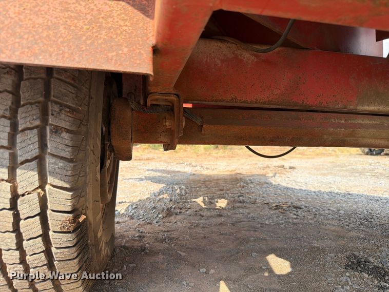 image for item EW8953 2003 Morbark wood chipper