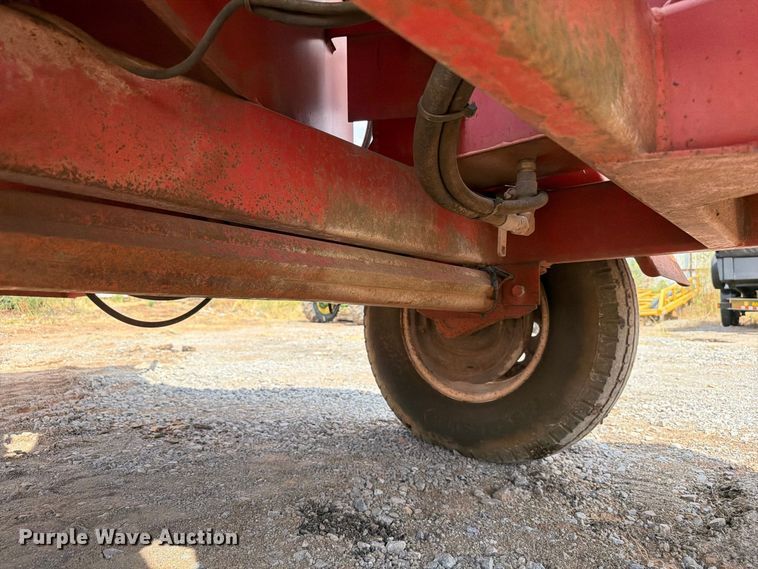image for item EW8953 2003 Morbark wood chipper