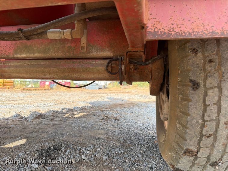 image for item EW8953 2003 Morbark wood chipper