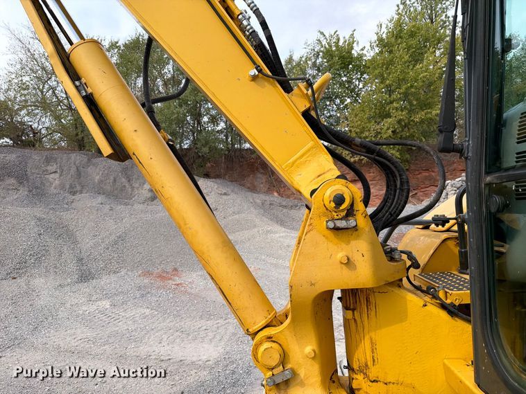 image for item EW8954 2020 Komatsu PC88MR-10 mini excavator