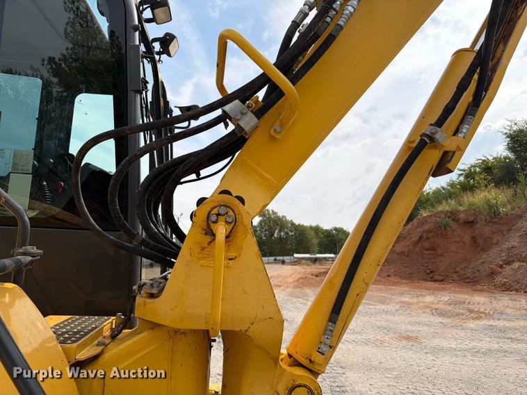 image for item EW8954 2020 Komatsu PC88MR-10 mini excavator