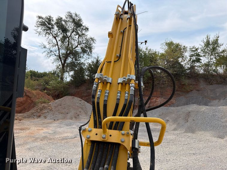 image for item EW8954 2020 Komatsu PC88MR-10 mini excavator