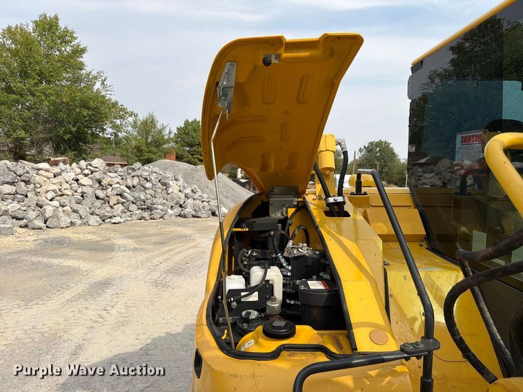 image for item EW8954 2020 Komatsu PC88MR-10 mini excavator