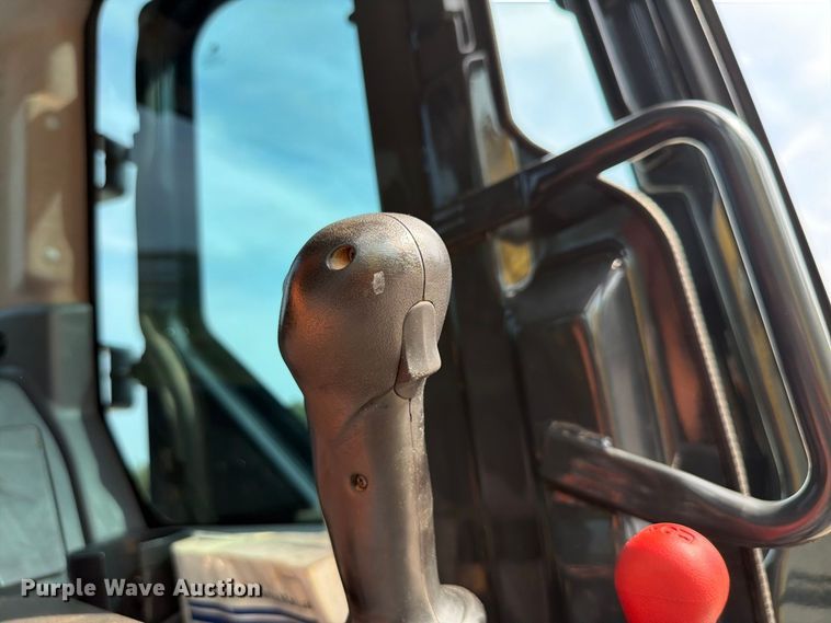 image for item EW8954 2020 Komatsu PC88MR-10 mini excavator