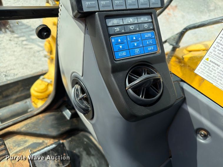 image for item EW8954 2020 Komatsu PC88MR-10 mini excavator