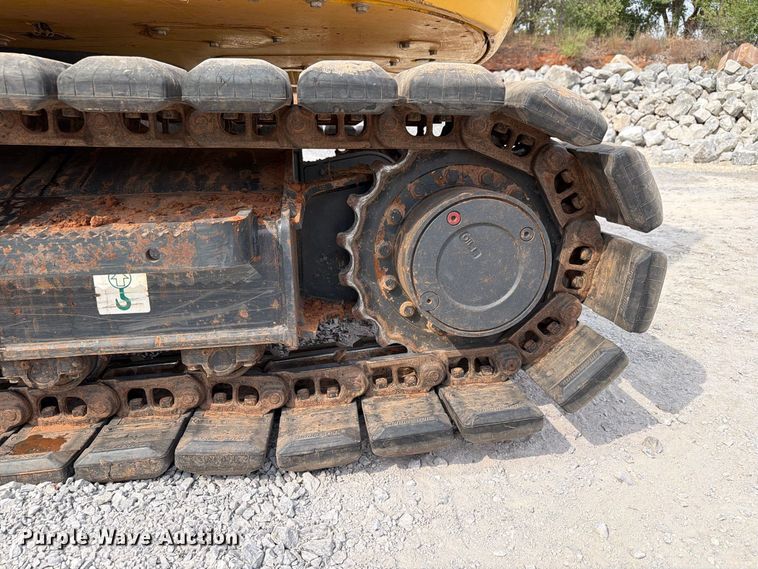 image for item EW8954 2020 Komatsu PC88MR-10 mini excavator
