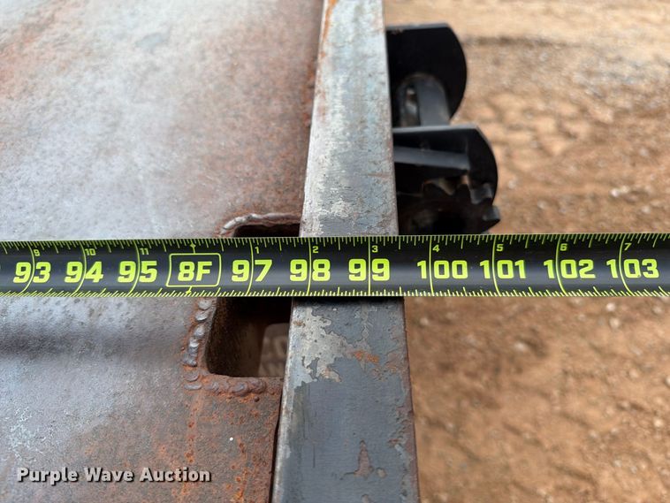 image for item EW8956 2002 Donahue HF-30BT equipment trailer