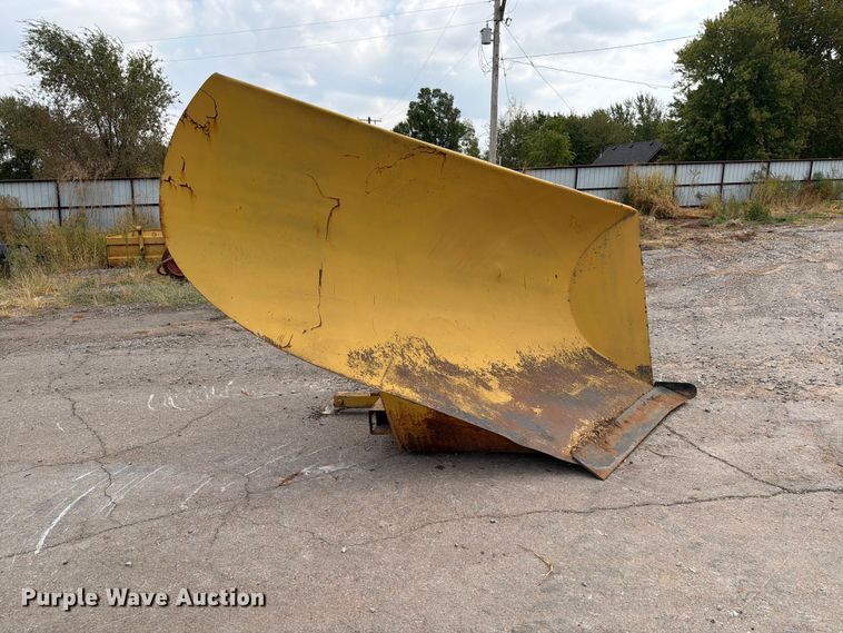 image for item EW8957 Wabco 10 V-plow