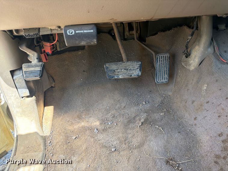image for item EX0052 2001 Chevrolet Silverado 1500 Ext. Cab pickup truck