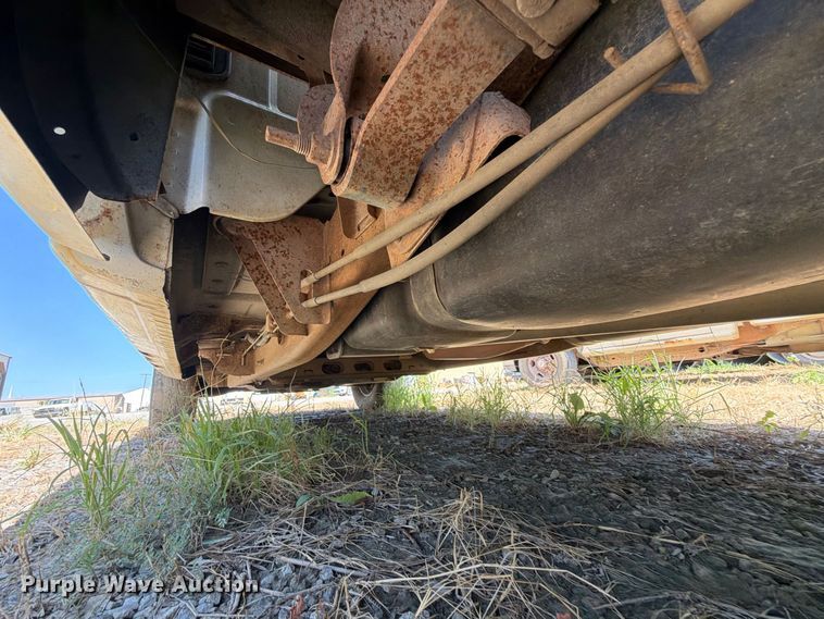 image for item EX0052 2001 Chevrolet Silverado 1500 Ext. Cab pickup truck