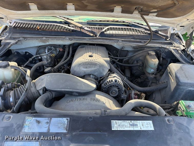 image for item EX0052 2001 Chevrolet Silverado 1500 Ext. Cab pickup truck
