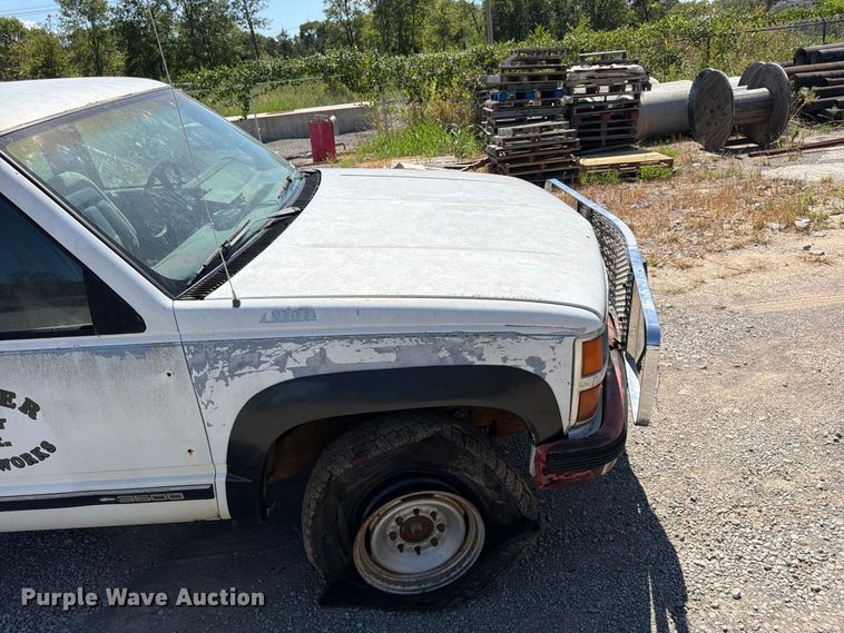 image for item EX0053 1988 Chevrolet C3500 Ext. Cab utility bed pickup truck