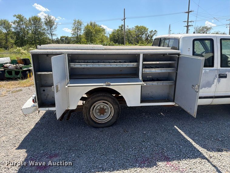 image for item EX0053 1988 Chevrolet C3500 Ext. Cab utility bed pickup truck