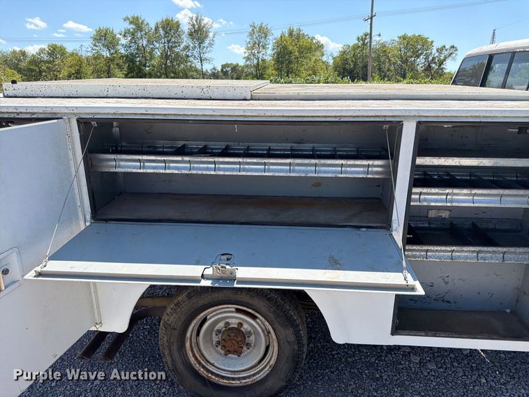 image for item EX0053 1988 Chevrolet C3500 Ext. Cab utility bed pickup truck
