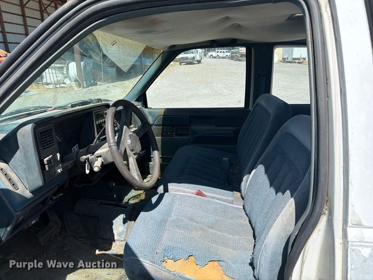 image for item EX0053 1988 Chevrolet C3500 Ext. Cab utility bed pickup truck