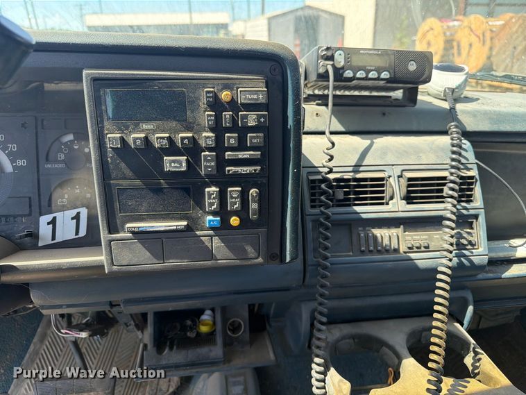 image for item EX0053 1988 Chevrolet C3500 Ext. Cab utility bed pickup truck
