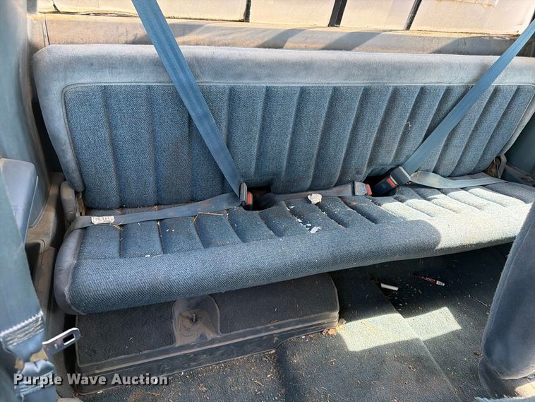 image for item EX0053 1988 Chevrolet C3500 Ext. Cab utility bed pickup truck