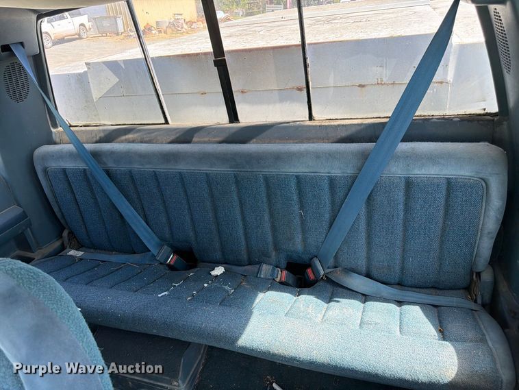 image for item EX0053 1988 Chevrolet C3500 Ext. Cab utility bed pickup truck