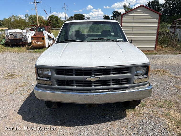 image for item EX0054 1995 Chevrolet C2500 pickup truck