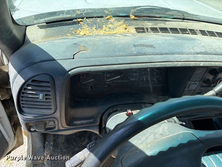 image for item EX0054 1995 Chevrolet C2500 pickup truck