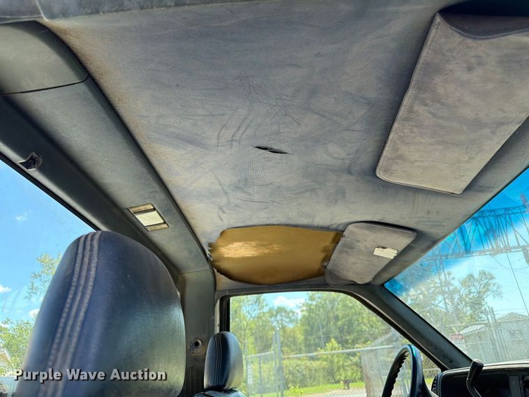 image for item EX0054 1995 Chevrolet C2500 pickup truck