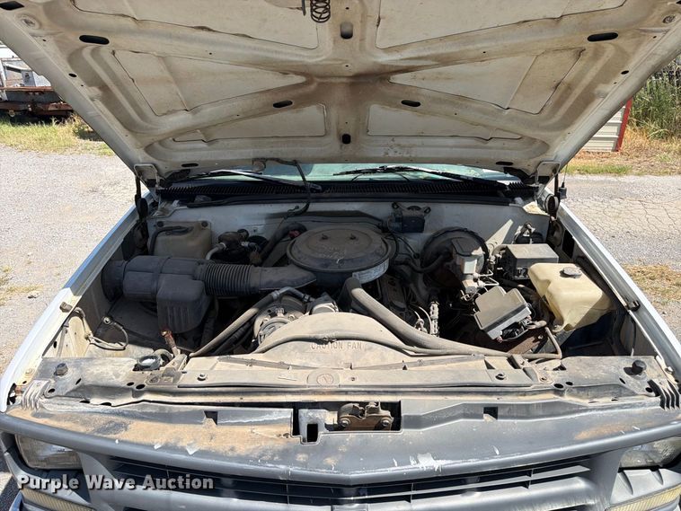 image for item EX0054 1995 Chevrolet C2500 pickup truck