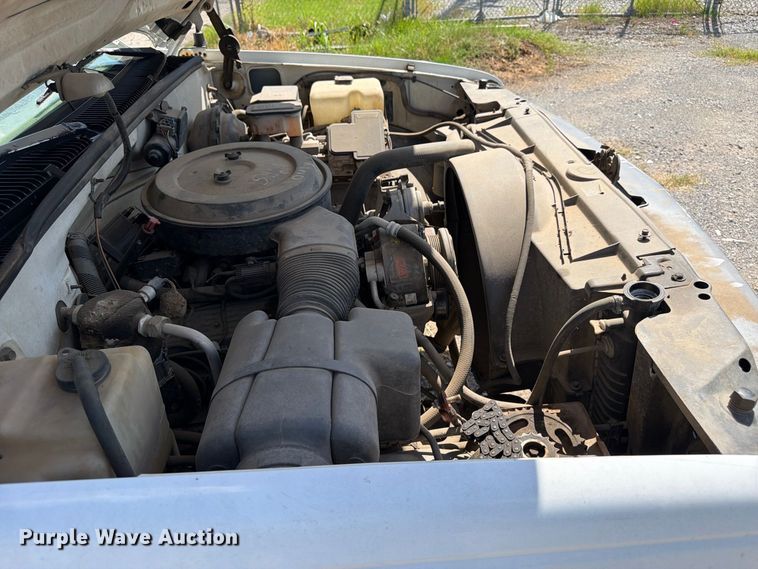 image for item EX0054 1995 Chevrolet C2500 pickup truck