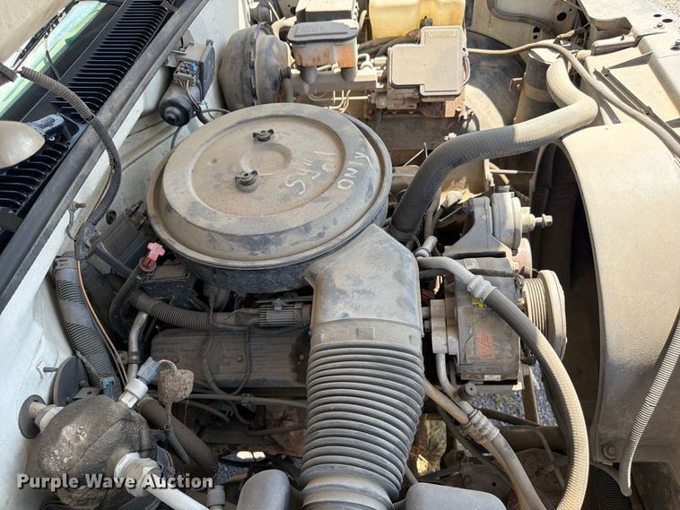 image for item EX0054 1995 Chevrolet C2500 pickup truck
