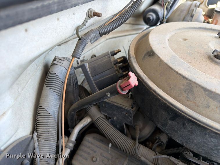 image for item EX0054 1995 Chevrolet C2500 pickup truck