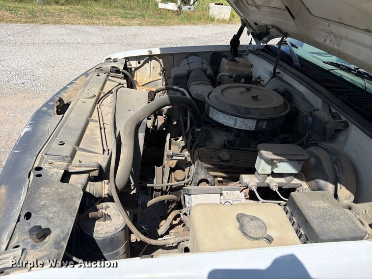 image for item EX0054 1995 Chevrolet C2500 pickup truck