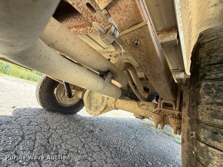 image for item EX0054 1995 Chevrolet C2500 pickup truck