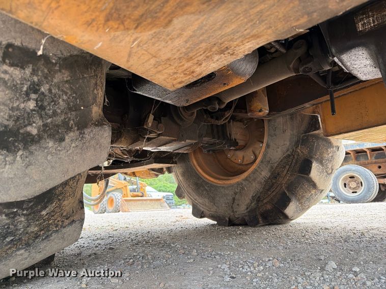 image for item EX0055 1996 Case 580S backhoe