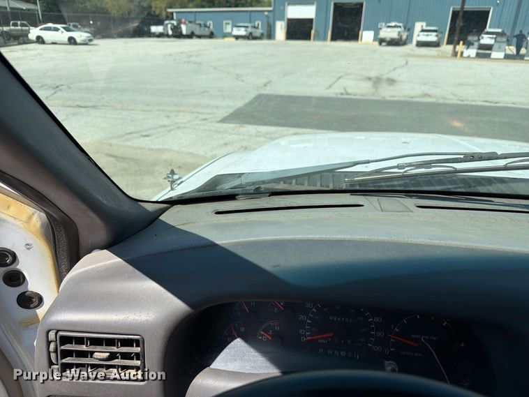 image for item EX0061 1999 Ford F350 flatbed pickup truck