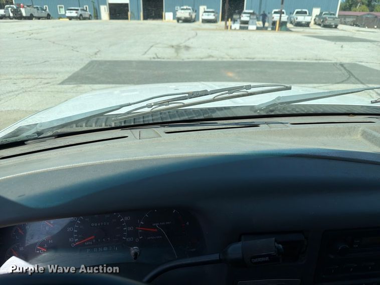 image for item EX0061 1999 Ford F350 flatbed pickup truck