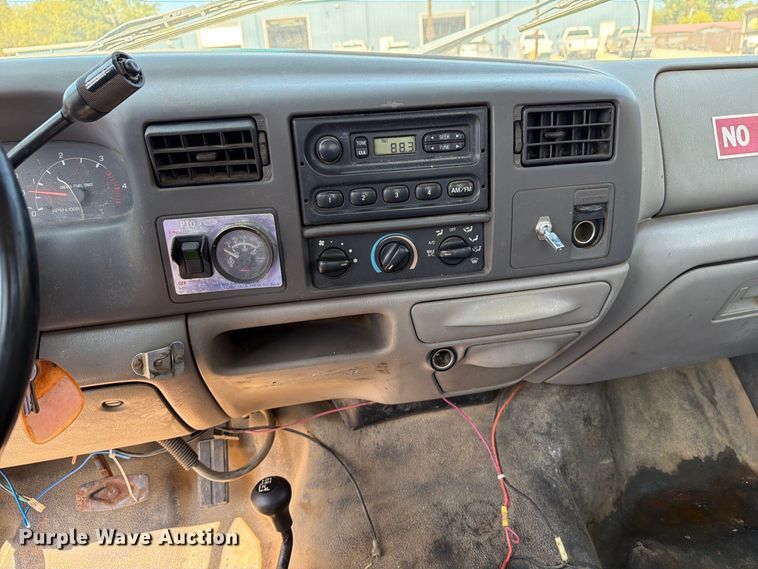 image for item EX0061 1999 Ford F350 flatbed pickup truck