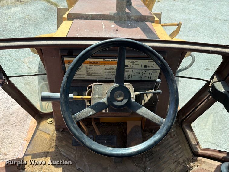 image for item EX0063 1994 Case 580 Super K backhoe