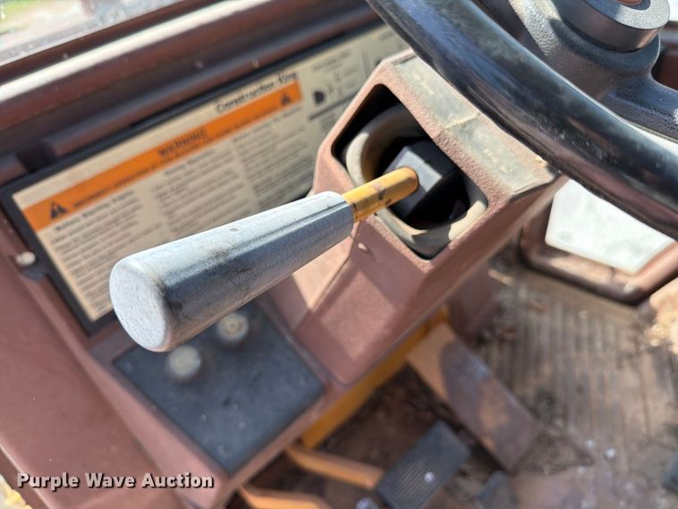 image for item EX0063 1994 Case 580 Super K backhoe