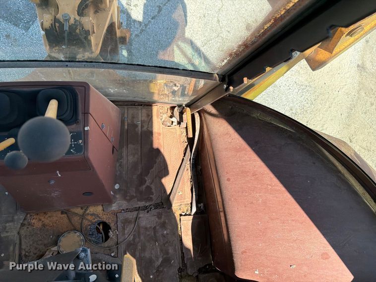 image for item EX0063 1994 Case 580 Super K backhoe