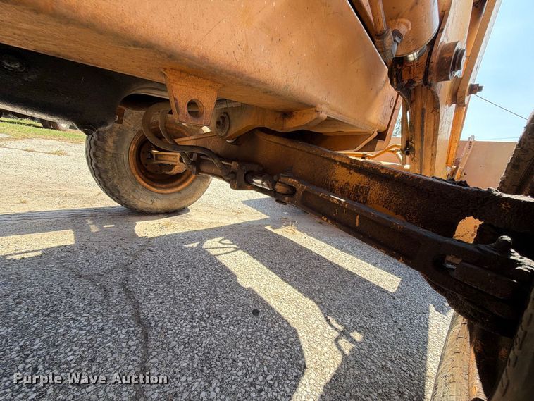 image for item EX0063 1994 Case 580 Super K backhoe