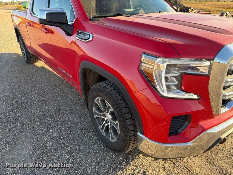 image for item EX1041 2021 GMC Sierra 1500 Crew Cab pickup truck