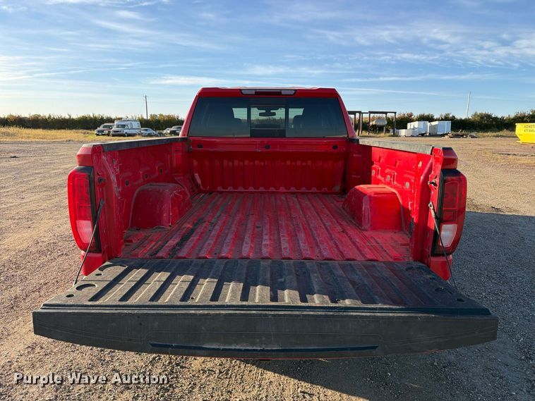 image for item EX1041 2021 GMC Sierra 1500 Crew Cab pickup truck
