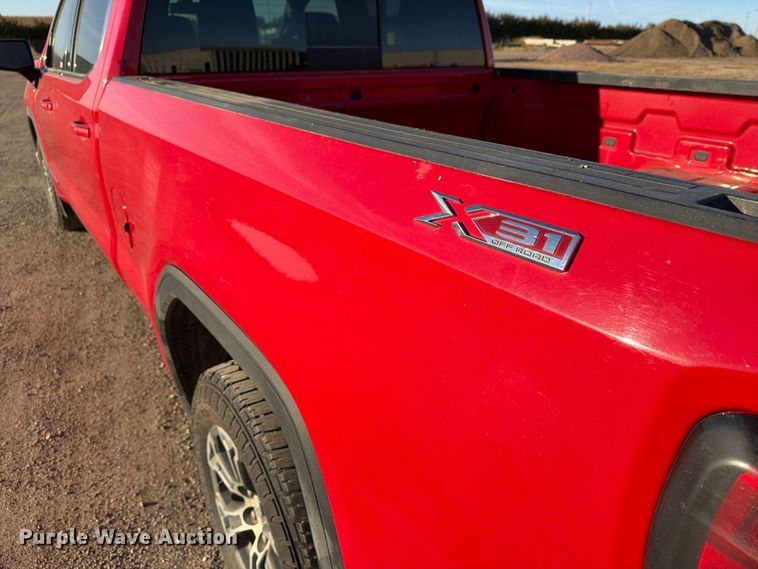 image for item EX1041 2021 GMC Sierra 1500 Crew Cab pickup truck