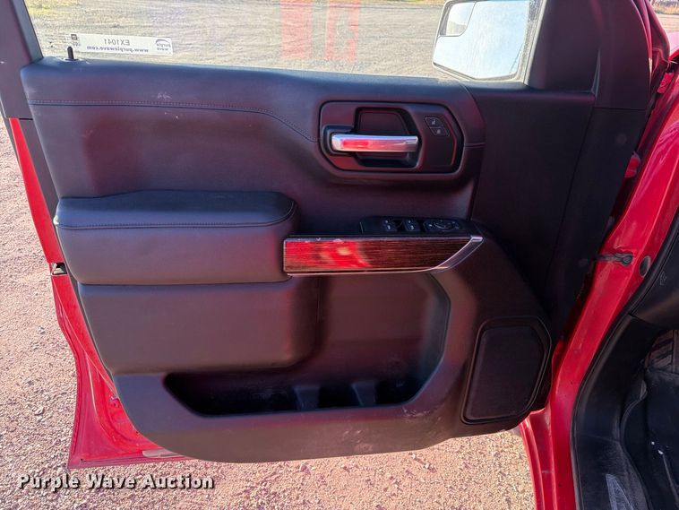 image for item EX1041 2021 GMC Sierra 1500 Crew Cab pickup truck