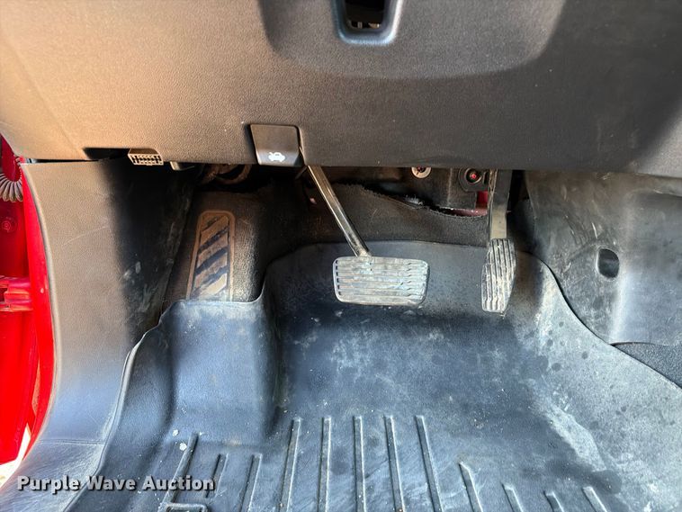 image for item EX1041 2021 GMC Sierra 1500 Crew Cab pickup truck