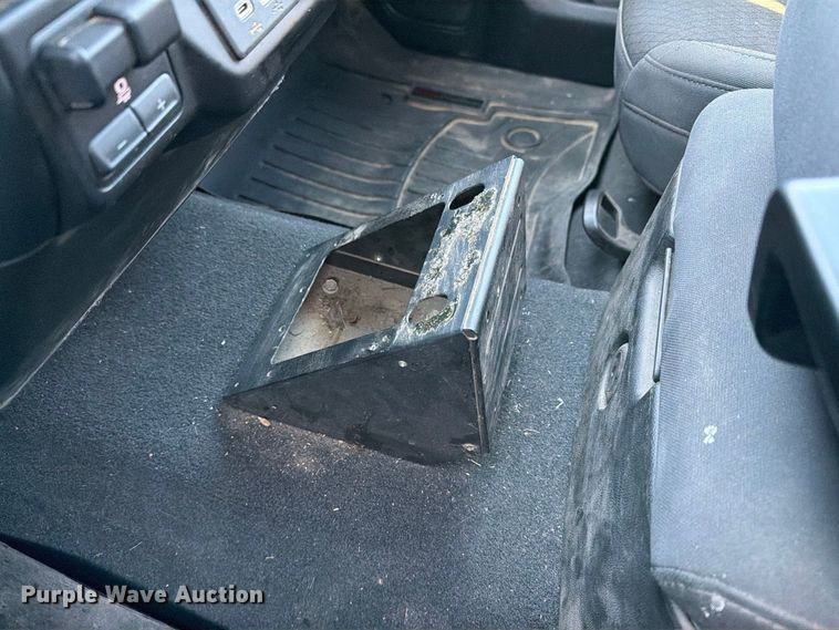 image for item EX1041 2021 GMC Sierra 1500 Crew Cab pickup truck