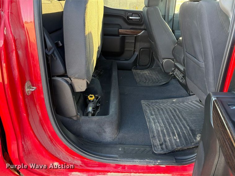 image for item EX1041 2021 GMC Sierra 1500 Crew Cab pickup truck