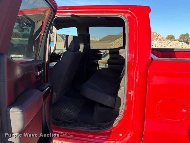 image for item EX1041 2021 GMC Sierra 1500 Crew Cab pickup truck
