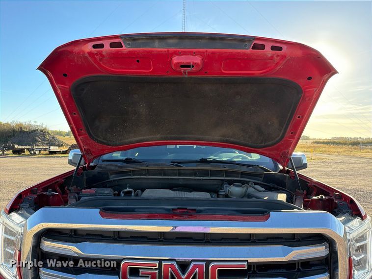 image for item EX1041 2021 GMC Sierra 1500 Crew Cab pickup truck