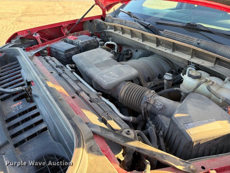 image for item EX1041 2021 GMC Sierra 1500 Crew Cab pickup truck