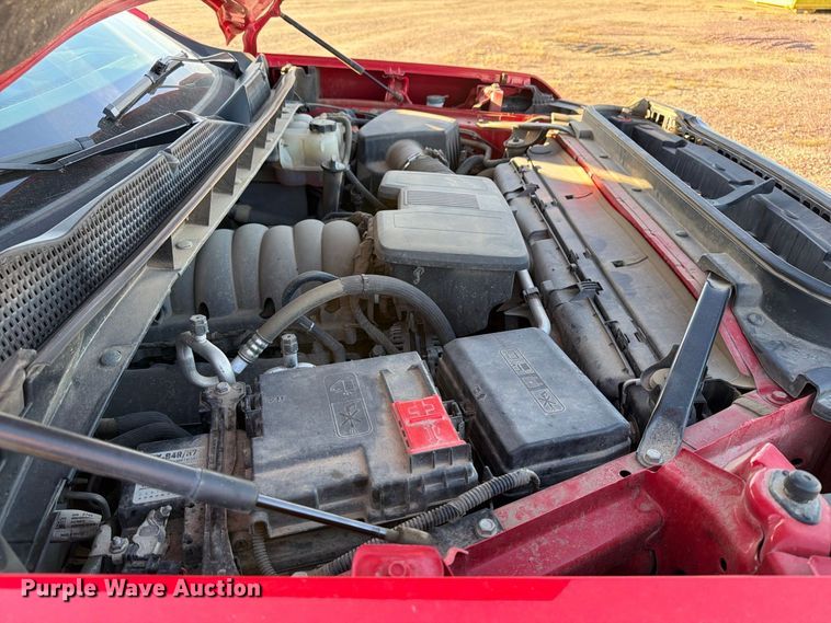 image for item EX1041 2021 GMC Sierra 1500 Crew Cab pickup truck